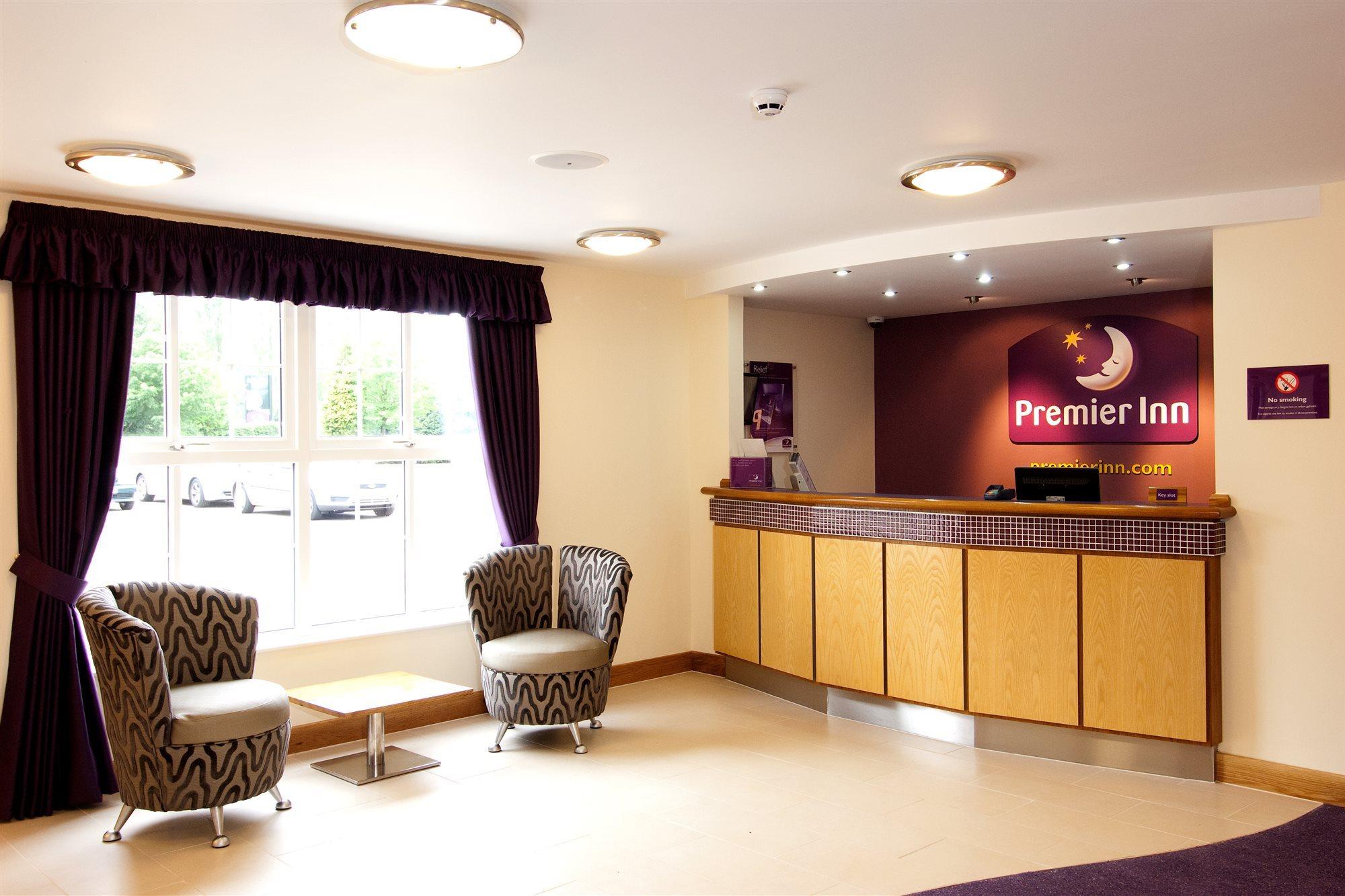 Premier Inn Cwmbran Exterior photo